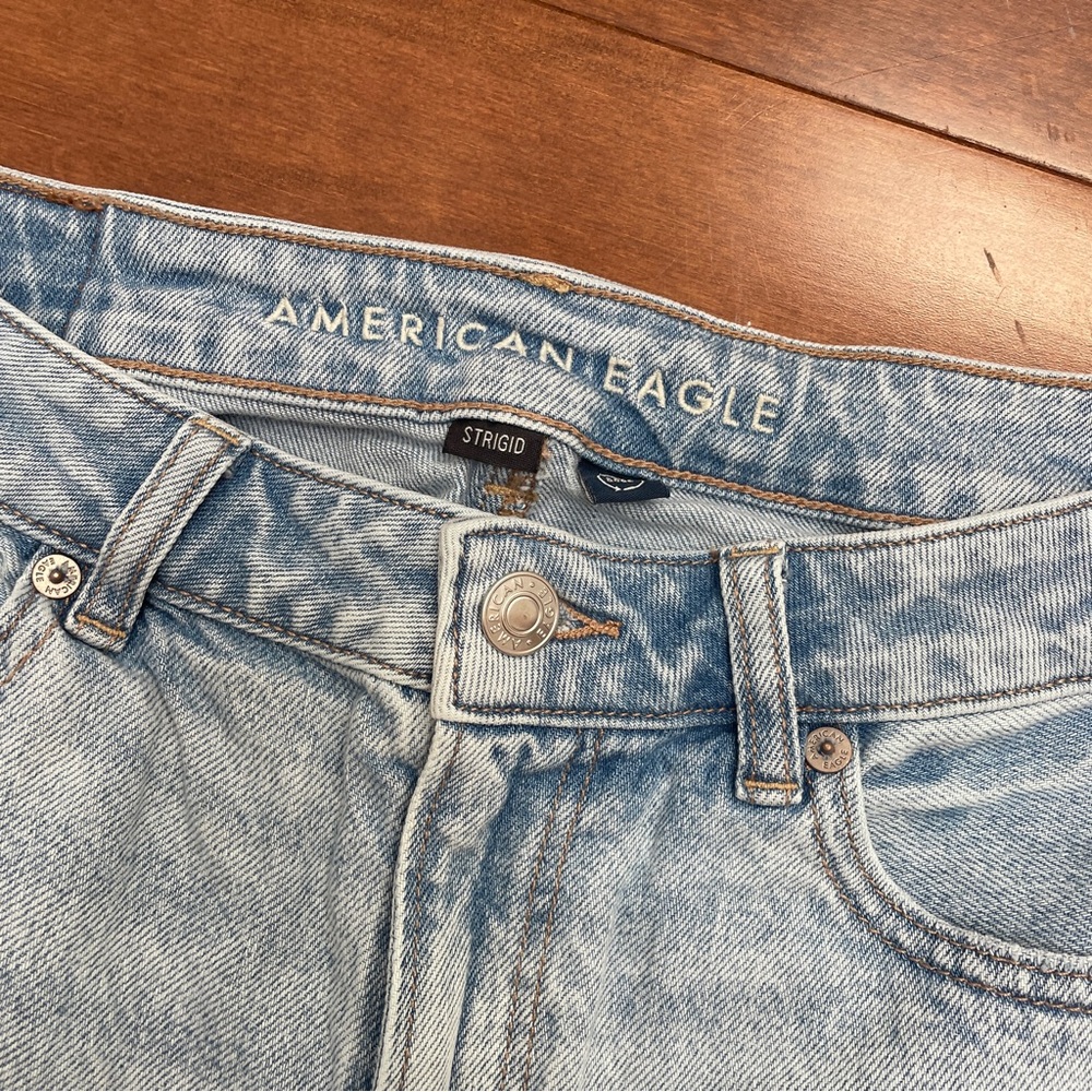 American Eagle- Basic Light Wash High Rise Strigi… - image 7